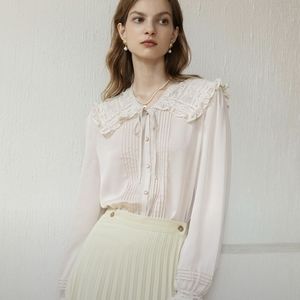 Simple Retro Lace & Pearl Blouse